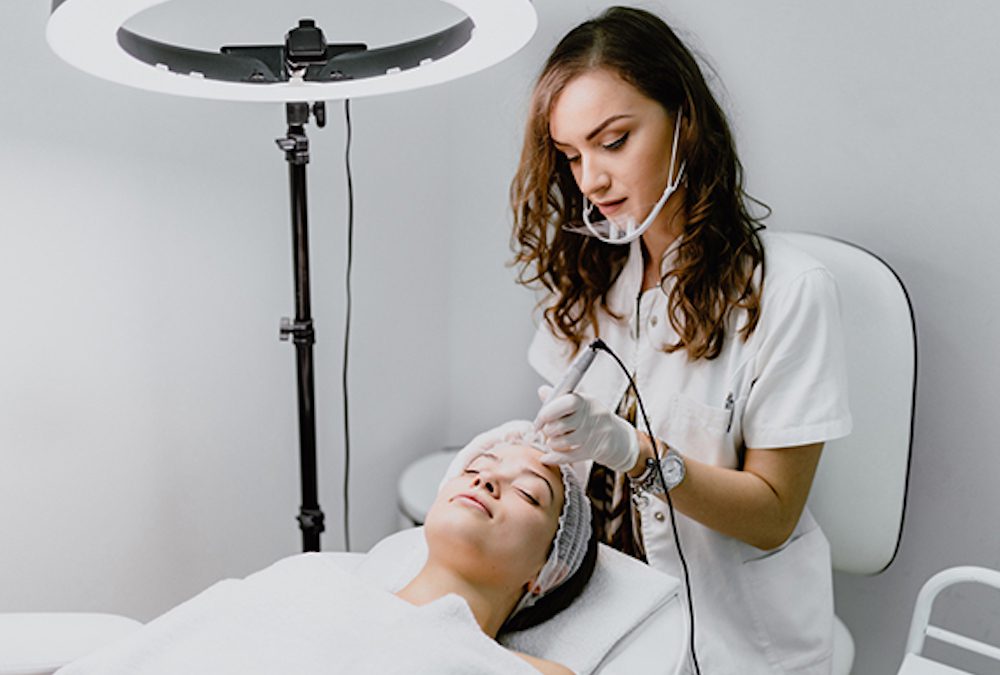 Microneedling and Radio Frequency Full-Body Treatment